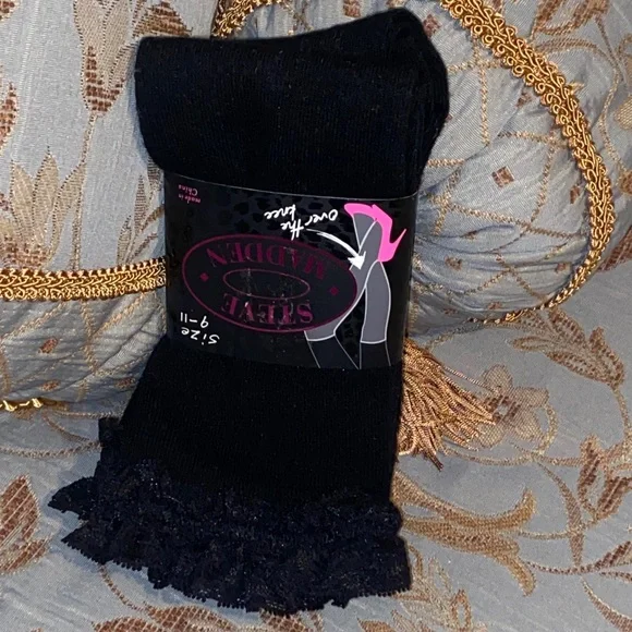 ♣️NWT Steve Madden Black Lace Trim Over the Knee Socks: 9-11 - Picture 6 of 6